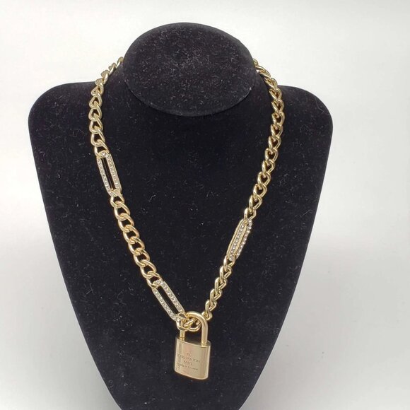 Authentic Louis Vuitton Lock & Key with Unbranded Gold Plated Chain Necklace - Picture 3 of 12